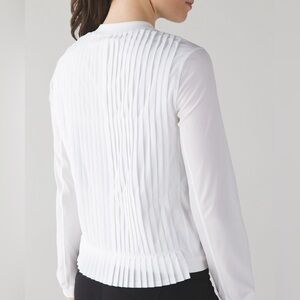 Lululemon Time To Shine Jacket Pleated Back Size 6